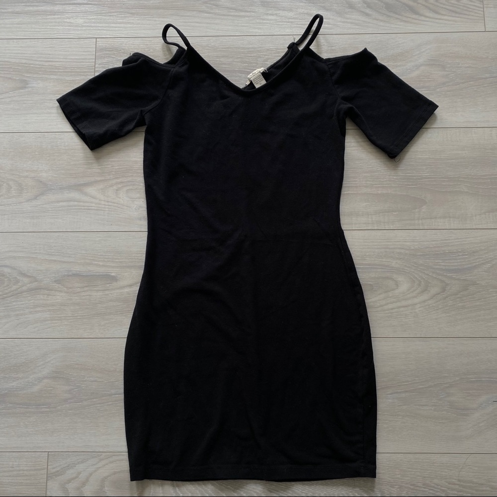 Black body con dress with short sleeves